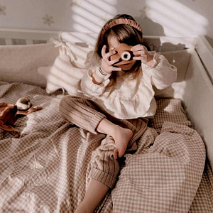 Цифровая камера Mrs. Ertha "Cam Cam Little Daisys", очарование маргариток с кирпичным